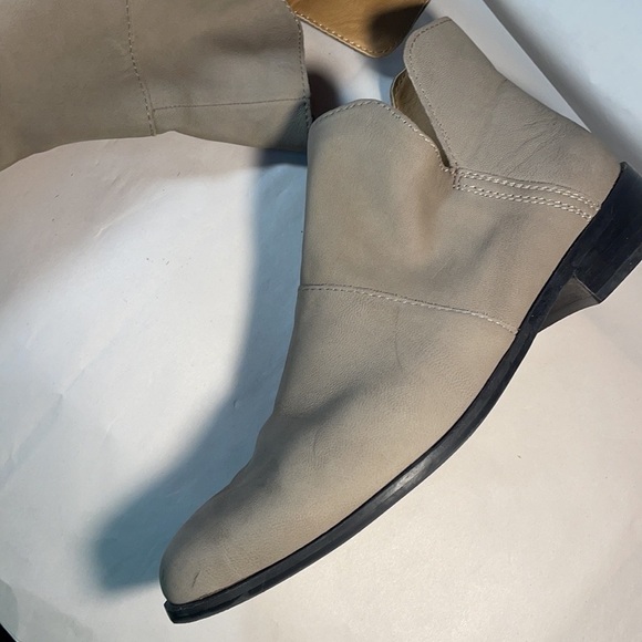 Lucky Brand Leather Paramo Bootie Titanium Ankle Boots Gray Women's - Picture 8 of 15